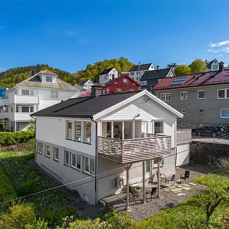 Apartment With View Of The *